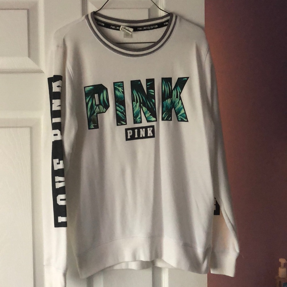VS Pink Sweatshirt